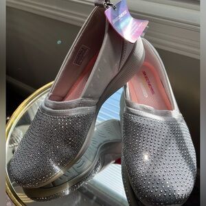 Sketchers memory foam slip-on